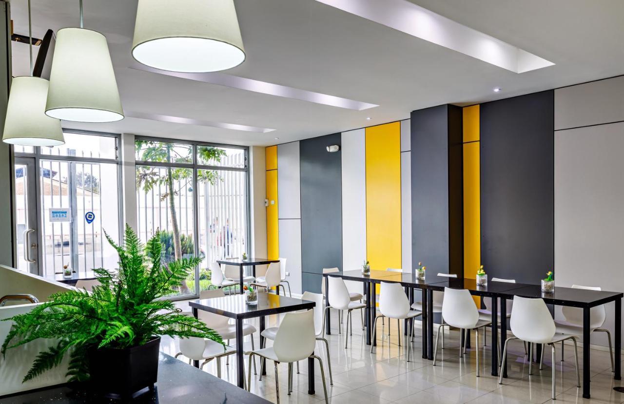 Hotel Medano Trujillo Bagian luar foto