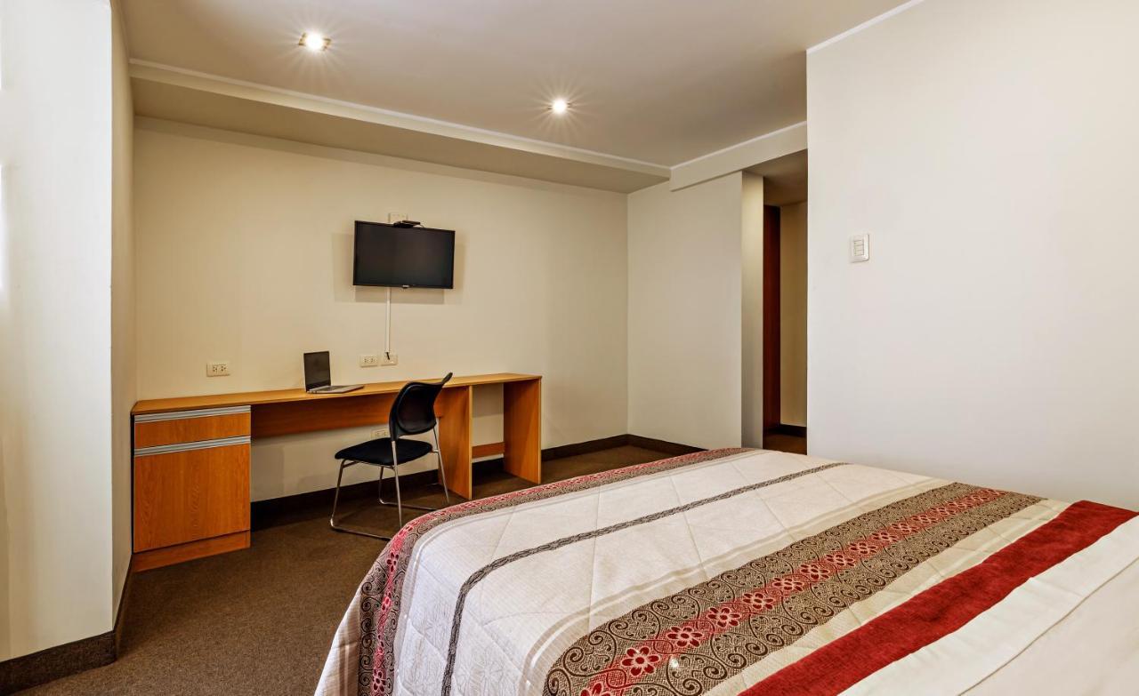 Hotel Medano Trujillo Bagian luar foto